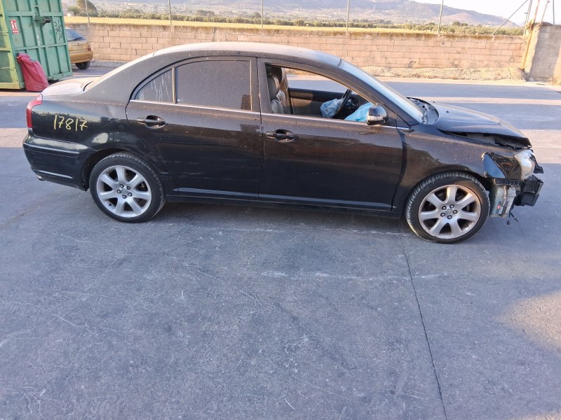 toyota avensis sedán (_t25_) del año 2008