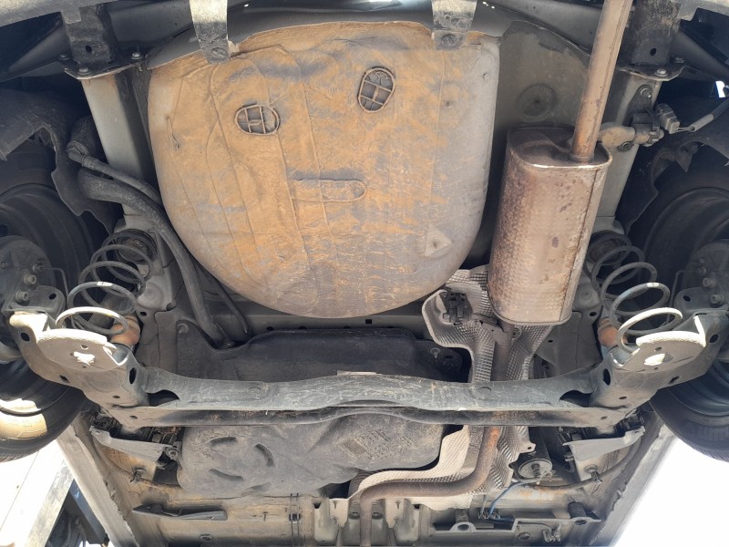 Recambio de puente trasero para citroën c3 ii (sc_) 1.0 vti 68 referencia OEM IAM 9801942480 TAMBOR C/ABS 4 TORNILLOS 