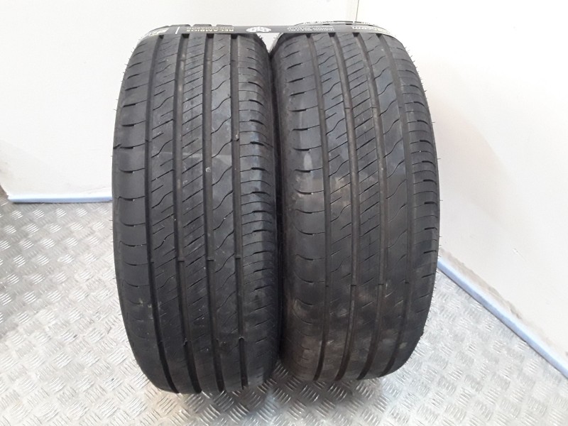 Recambio de neumatico pareja para neumaticos reutilizados - referencia OEM IAM 225551898V GOODYEAR 225/55/18/98V