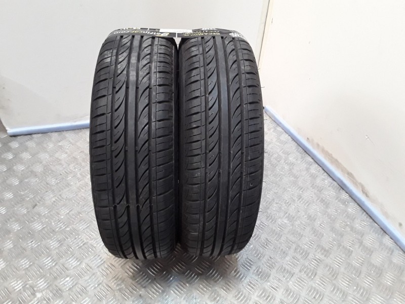 Recambio de neumatico pareja para neumaticos reutilizados - referencia OEM IAM 155651475T MAZZINI 155/65/14/75T