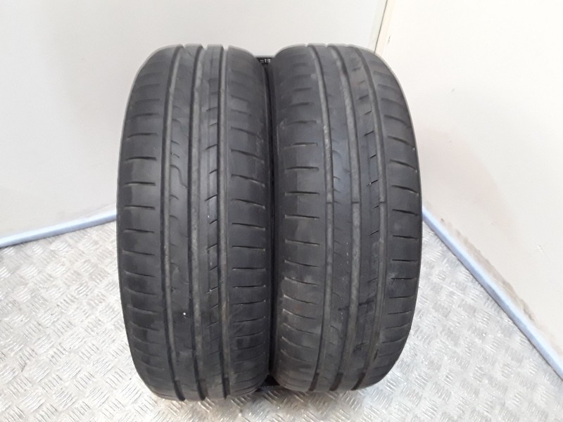 Recambio de neumatico pareja para neumaticos reutilizados - referencia OEM IAM 185601584H DUNLOP 185/60/15/84H