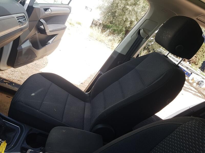 Recambio de asiento delantero derecho para volkswagen touran (5t1) 1.6 tdi referencia OEM IAM  C/AIRBAG 