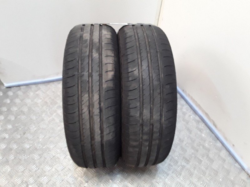 Recambio de neumatico pareja para neumaticos reutilizados - referencia OEM IAM 185651592H NANKANG 185/65/15/92H