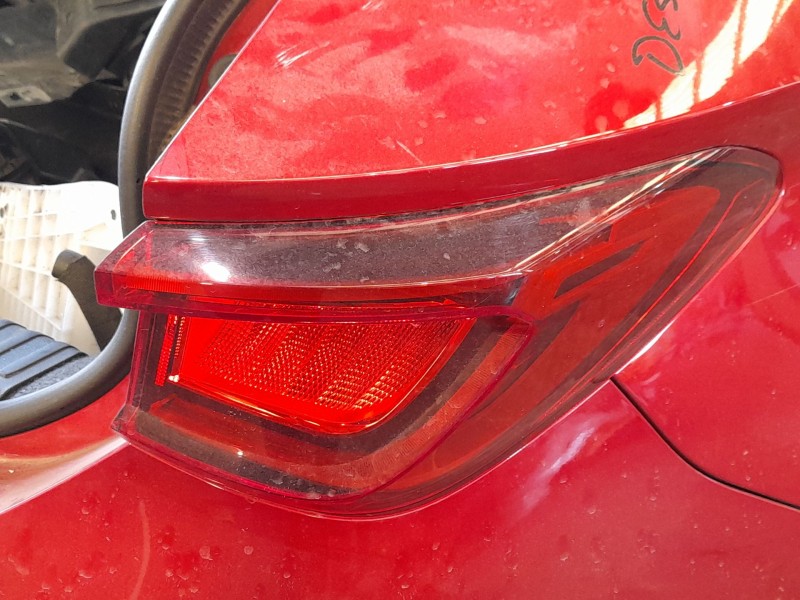 Recambio de piloto trasero derecho para seat leon (kl1, klg) 1.5 etsi referencia OEM IAM 5FA945208J  