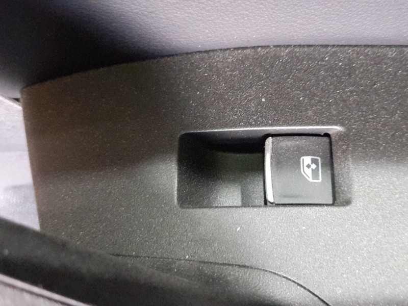 Recambio de mando elevalunas trasero derecho para seat leon (kl1, klg) 1.5 etsi referencia OEM IAM 5G0959855NWZU  