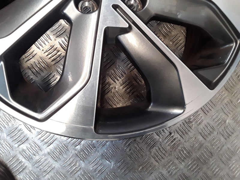 Recambio de juego llantas aluminio para kia stonic (yb) 1.0 t-gdi referencia OEM IAM 6.5X17 4 TORN ET49 ALUMINIO ROZADAS