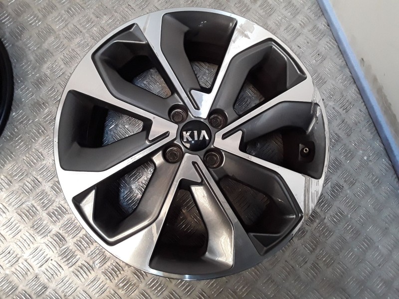 Recambio de juego llantas aluminio para kia stonic (yb) 1.0 t-gdi referencia OEM IAM 6.5X17 4 TORN ET49 ALUMINIO ROZADAS