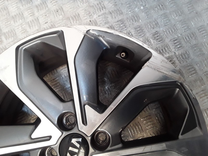 Recambio de juego llantas aluminio para kia stonic (yb) 1.0 t-gdi referencia OEM IAM 6.5X17 4 TORN ET49 ALUMINIO ROZADAS