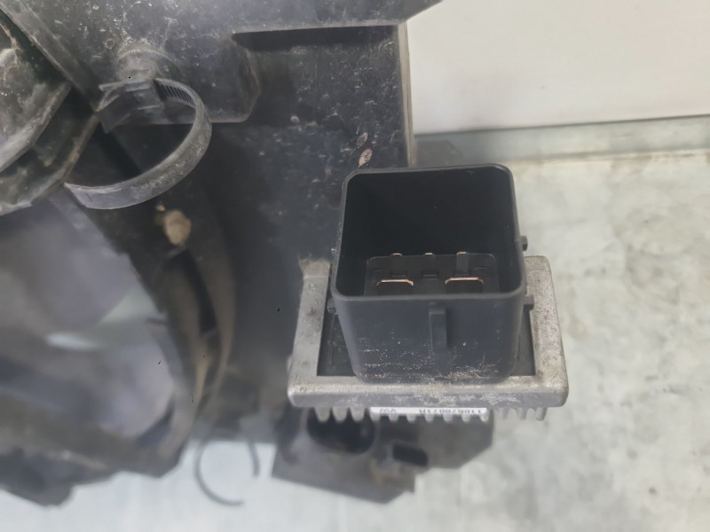 Recambio de electroventilador para dacia sandero ii (b8_) 1.5 dci referencia OEM IAM 214818009R 214816703R 