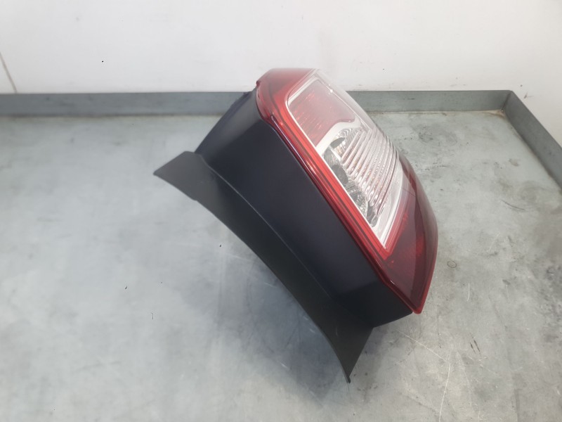 Recambio de piloto trasero derecho para dacia sandero ii (b8_) 1.5 dci referencia OEM IAM 265500465R  