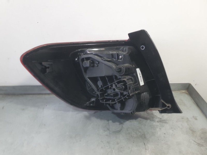 Recambio de piloto trasero derecho para dacia sandero ii (b8_) 1.5 dci referencia OEM IAM 265500465R  