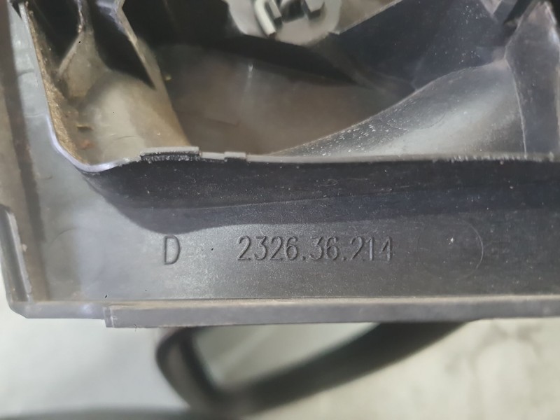 Recambio de retrovisor derecho para dacia sandero ii (b8_) 1.5 dci referencia OEM IAM 963018898R  