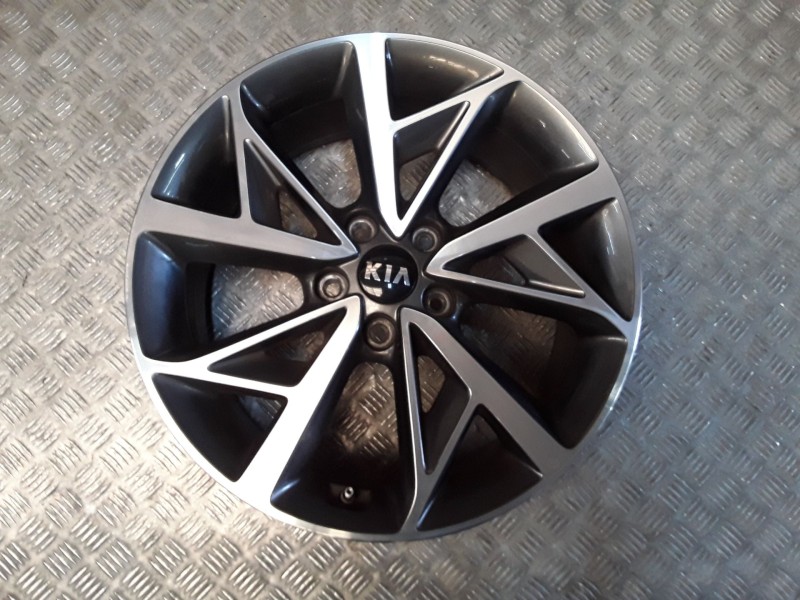 Recambio de llanta aluminio para kia niro i (de) 1.6 gdi hybrid referencia OEM IAM 7.5X18 5 TORN ET50 ALUMINIO 