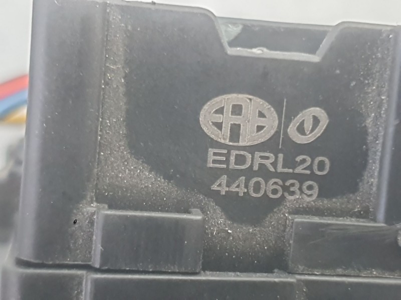 Recambio de mando intermitentes para dacia sandero ii (b8_) 1.5 dci referencia OEM IAM 255401301R  8201168008