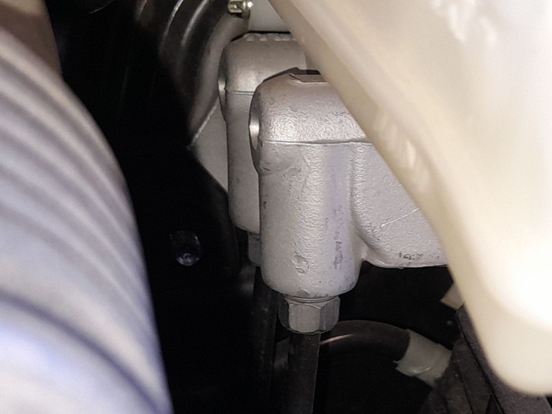 Recambio de bomba freno para peugeot 2008 ii (ud_, us_, uy_, uj_, ur_, uc_) 1.2 puretech 130 referencia OEM IAM 1643581380  