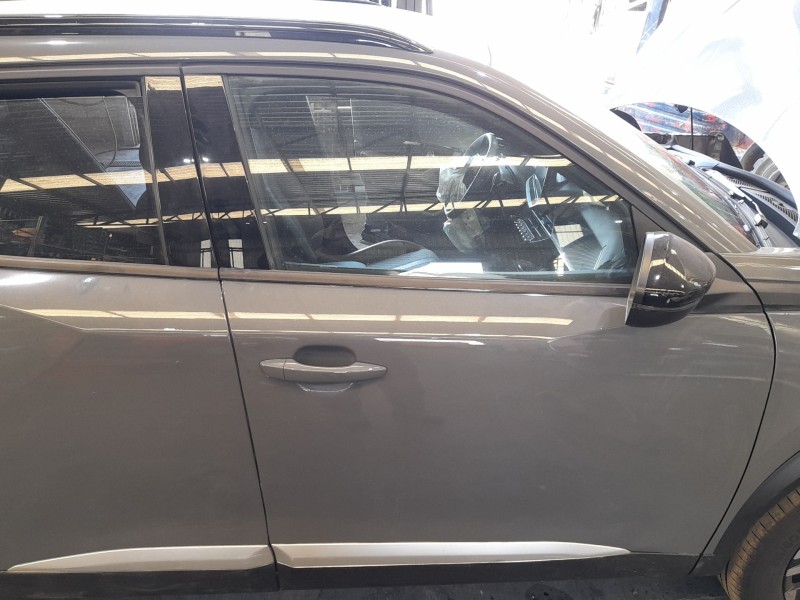 Recambio de puerta delantera derecha para peugeot 2008 ii (ud_, us_, uy_, uj_, ur_, uc_) 1.2 puretech 130 referencia OEM IAM 983