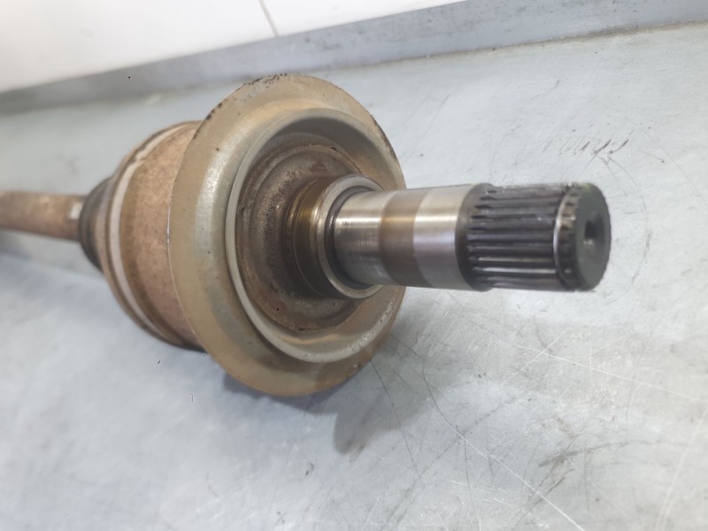 Recambio de transmision trasera derecha para chrysler 300c (lx, le) 3.0 crd referencia OEM IAM 05180490AC  