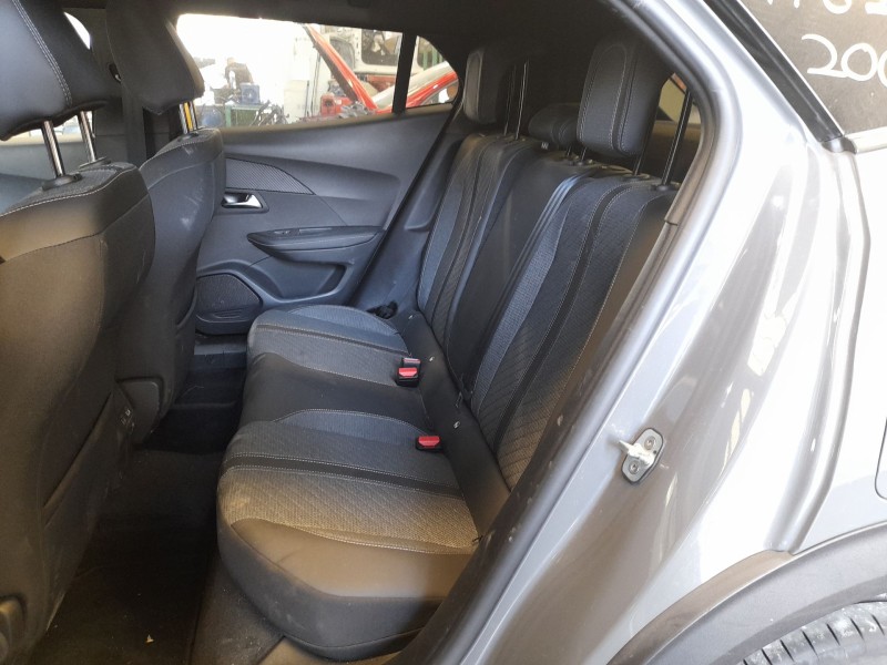 Recambio de asientos traseros para peugeot 2008 ii (ud_, us_, uy_, uj_, ur_, uc_) 1.2 puretech 130 referencia OEM IAM   