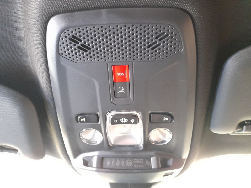 Recambio de luz interior para peugeot 2008 ii (ud_, us_, uy_, uj_, ur_, uc_) 1.2 puretech 130 referencia OEM IAM 6362AR  