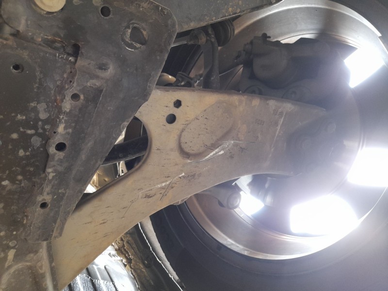 Recambio de brazo suspension inferior delantero izquierdo para peugeot 2008 ii (ud_, us_, uy_, uj_, ur_, uc_) 1.2 puretech 130 r