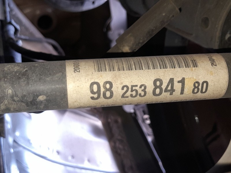 Recambio de transmision delantera derecha para peugeot 2008 ii (ud_, us_, uy_, uj_, ur_, uc_) 1.2 puretech 130 referencia OEM IA