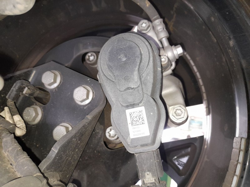 Recambio de pinza freno trasera derecha para peugeot 2008 ii (ud_, us_, uy_, uj_, ur_, uc_) 1.2 puretech 130 referencia OEM IAM 