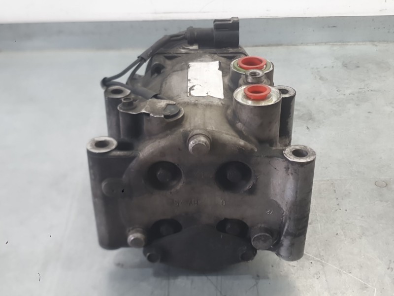 Recambio de compresor aire acondicionado para ford tourneo connect 1.8 tdci referencia OEM IAM 1828202 1779107 