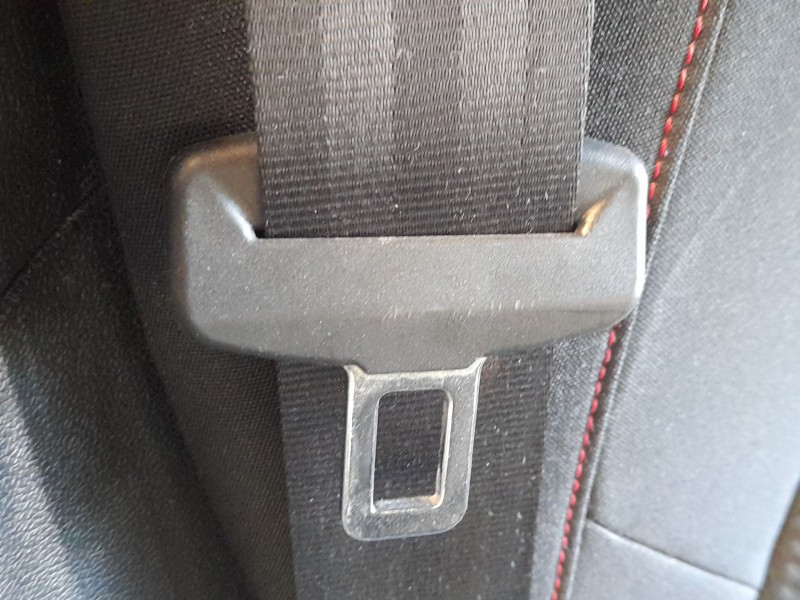 Recambio de cinturon seguridad trasero derecho para ford focus iv (hn) 1.5 ecoblue referencia OEM IAM 2770017  
