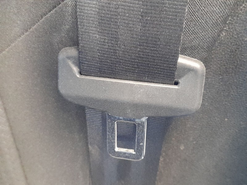 Recambio de cinturon seguridad trasero izquierdo para ford focus iv (hn) 1.5 ecoblue referencia OEM IAM 2770021  