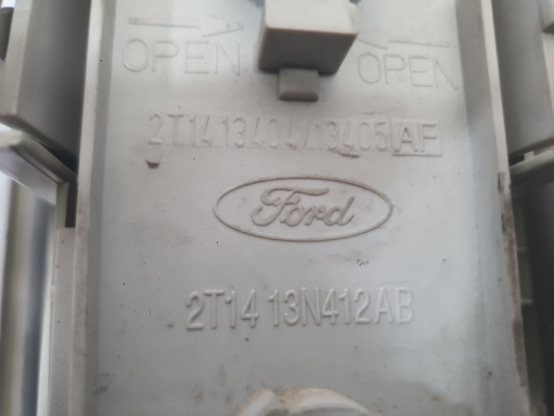 Recambio de piloto trasero izquierdo para ford tourneo connect 1.8 tdci referencia OEM IAM 1369222  