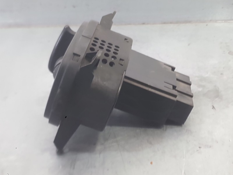 Recambio de mando luces para ford tourneo connect 1.8 tdci referencia OEM IAM 4042351  