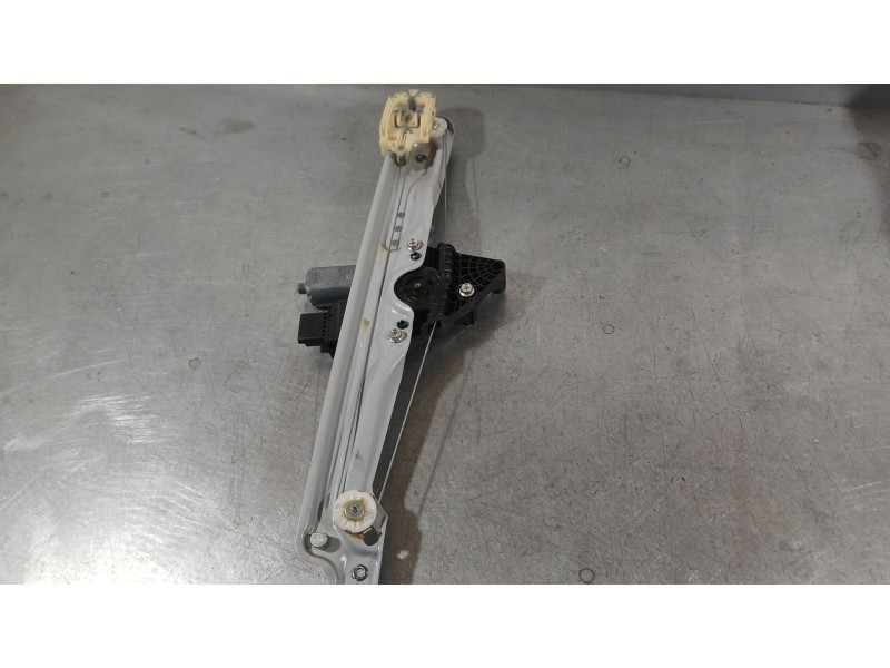 Recambio de elevalunas trasero derecho para opel crossland x / crossland (p17, p2qo) 1.2 (75) referencia OEM IAM 39227502  