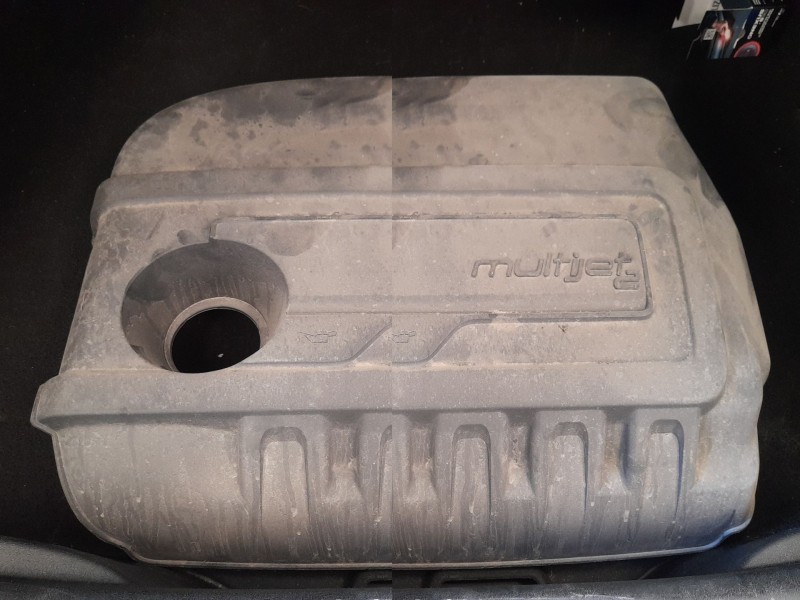 Recambio de tapa motor para fiat tipo station wagon (356_, 357_) 1.3 d (356wxh1a) referencia OEM IAM   