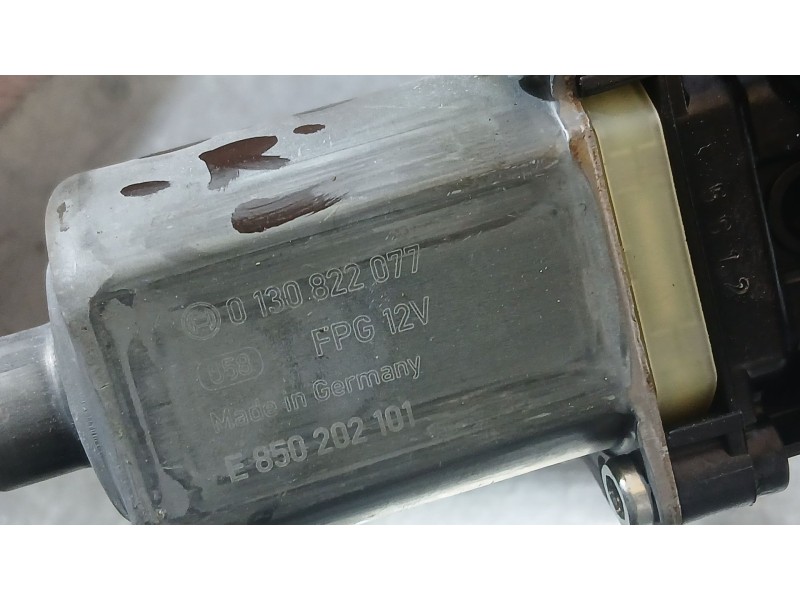 Recambio de elevalunas delantero derecho para volkswagen tiguan (ad1, ax1) 1.5 tsi referencia OEM IAM 5NA837462A  