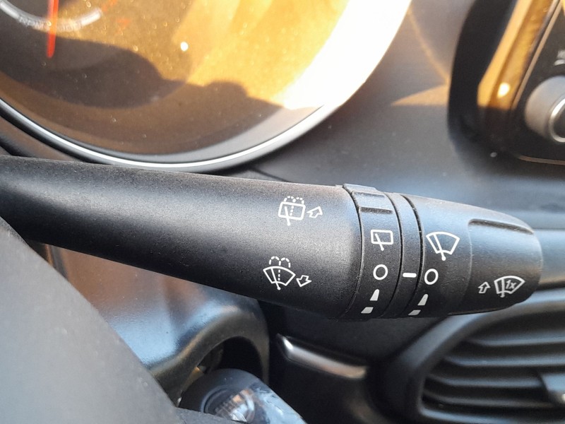 Recambio de mando luces y limpia para fiat tipo station wagon (356_, 357_) 1.3 d (356wxh1a) referencia OEM IAM 735752435  