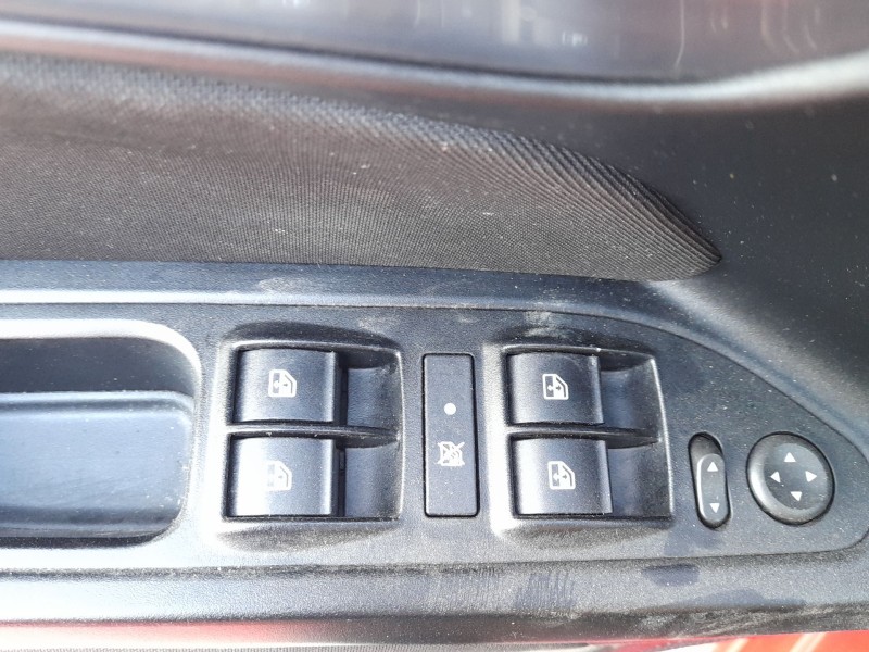 Recambio de mando elevalunas delantero izquierdo para fiat tipo station wagon (356_, 357_) 1.3 d (356wxh1a) referencia OEM IAM 7