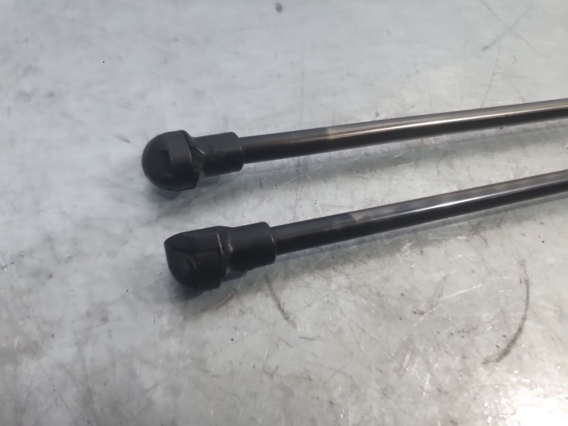 Recambio de amortiguadores maletero / porton para peugeot 5008 ii (mc_, mj_, mr_, m4_) 1.6 bluehdi 120 referencia OEM IAM 984114