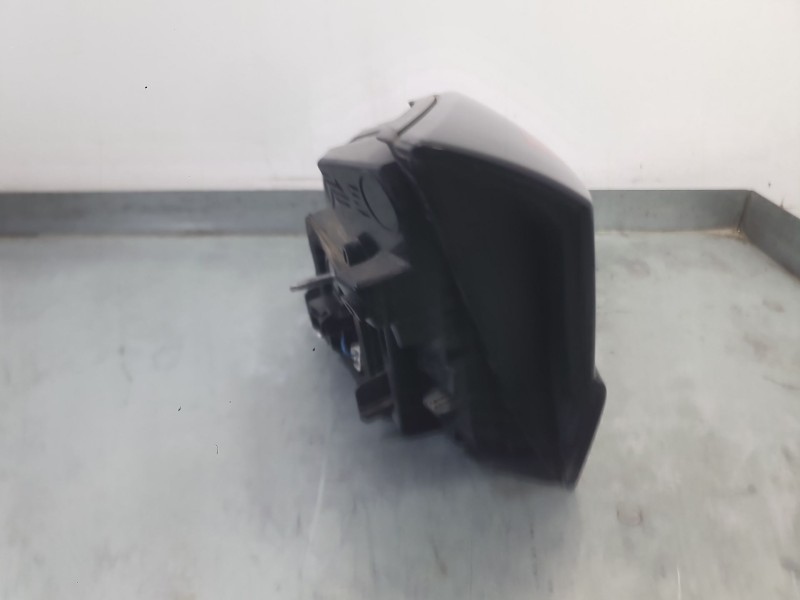 Recambio de piloto trasero izquierdo interior para peugeot 5008 ii (mc_, mj_, mr_, m4_) 1.6 bluehdi 120 referencia OEM IAM 98110
