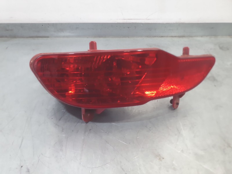 Recambio de piloto trasero izquierdo paragolpes para peugeot 5008 ii (mc_, mj_, mr_, m4_) 1.6 bluehdi 120 referencia OEM IAM 981