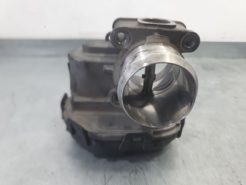 Recambio de caja mariposa para peugeot 5008 ii (mc_, mj_, mr_, m4_) 1.6 bluehdi 120 referencia OEM IAM   