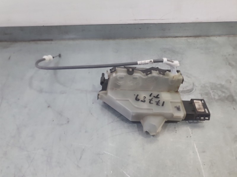 Recambio de cerradura puerta trasera izquierda para peugeot 5008 ii (mc_, mj_, mr_, m4_) 1.6 bluehdi 120 referencia OEM IAM 9822