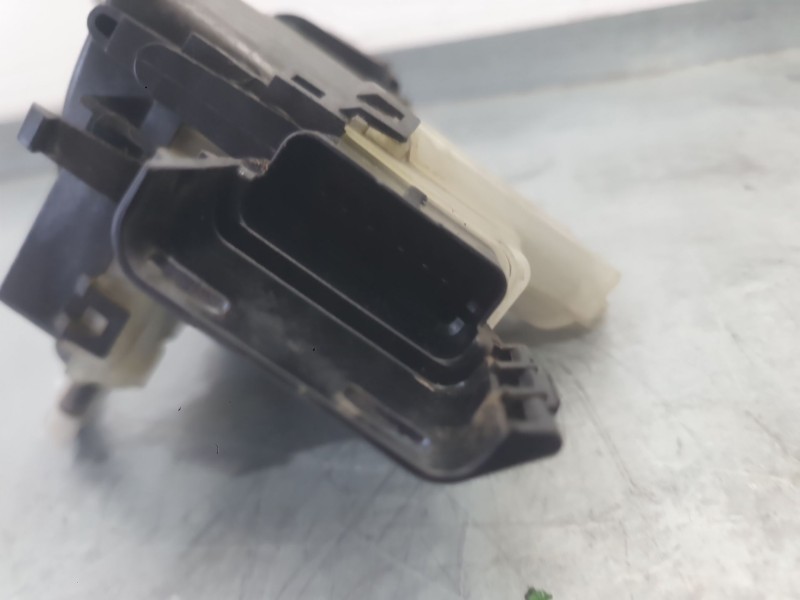 Recambio de cerradura puerta trasera izquierda para peugeot 5008 ii (mc_, mj_, mr_, m4_) 1.6 bluehdi 120 referencia OEM IAM 9822