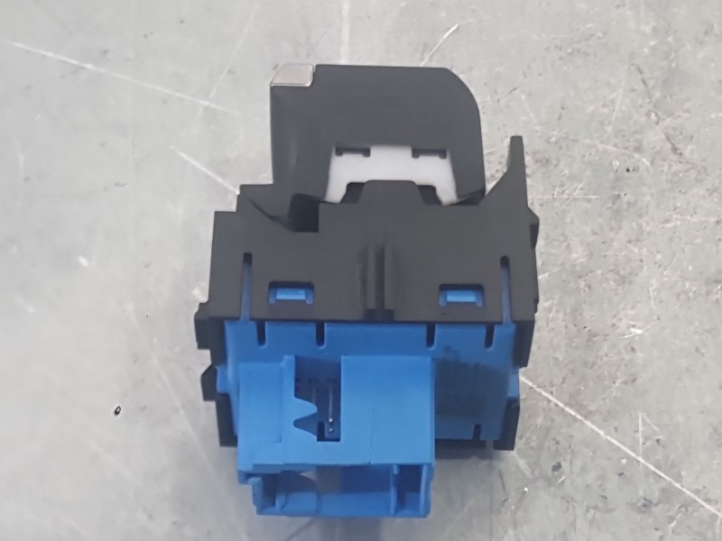 Recambio de palanca freno de mano para peugeot 5008 ii (mc_, mj_, mr_, m4_) 1.6 bluehdi 120 referencia OEM IAM   