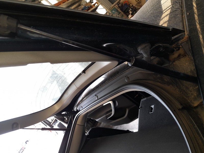 Recambio de amortiguadores maletero / porton para opel insignia a (g09) 1.6 cdti (68) referencia OEM IAM   