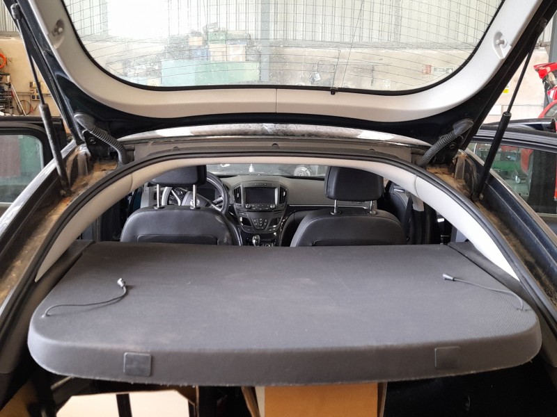 Recambio de bandeja trasera para opel insignia a (g09) 1.6 cdti (68) referencia OEM IAM 13274647  
