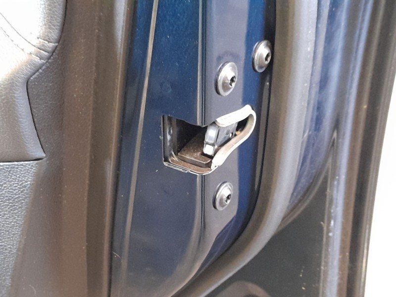 Recambio de cerradura puerta delantera derecha para opel insignia a (g09) 1.6 cdti (68) referencia OEM IAM 13579523  