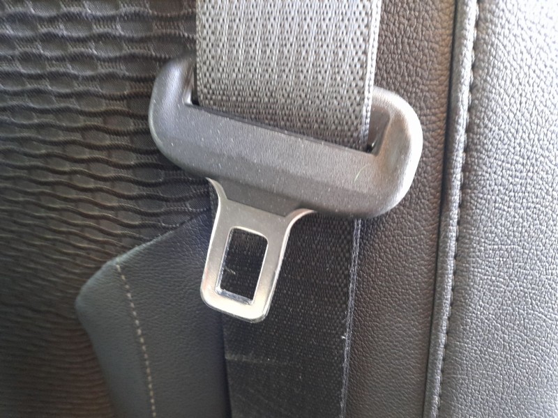 Recambio de cinturon seguridad trasero izquierdo para opel insignia a (g09) 1.6 cdti (68) referencia OEM IAM 13288436  