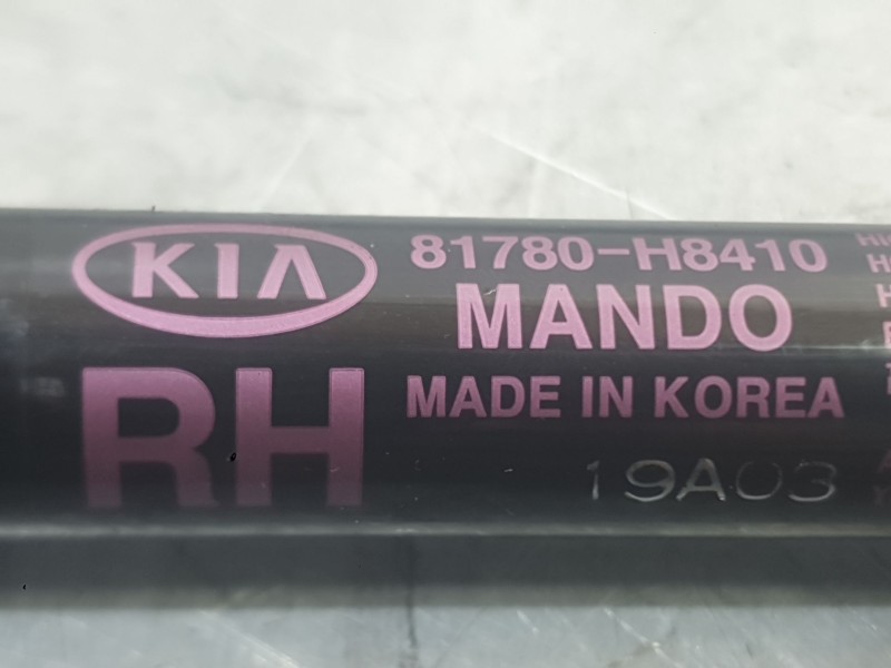 Recambio de amortiguadores maletero / porton para kia stonic (yb) 1.0 t-gdi referencia OEM IAM 81770H8410  