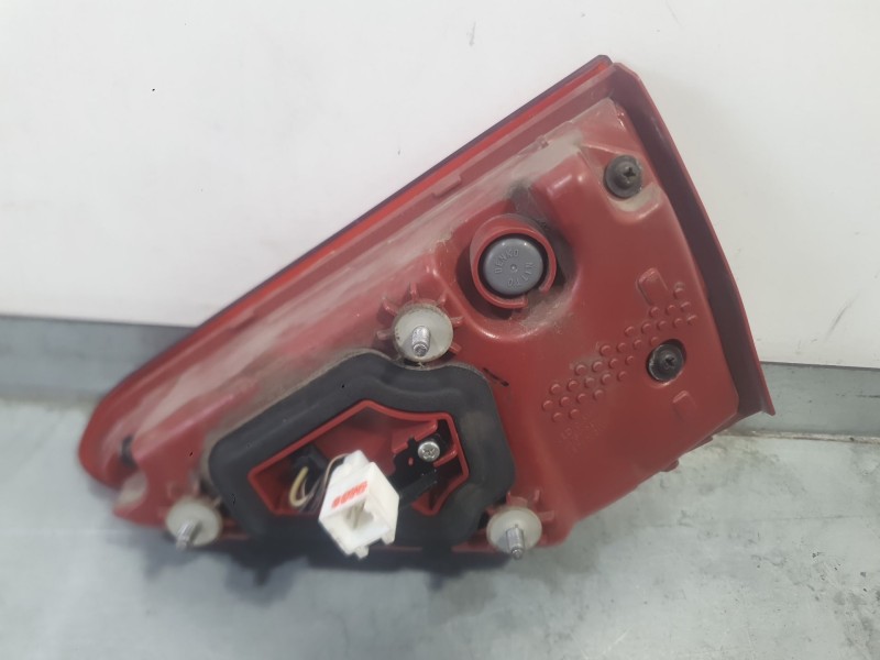 Recambio de piloto trasero izquierdo interior para kia stonic (yb) 1.0 t-gdi referencia OEM IAM 92403H8500  