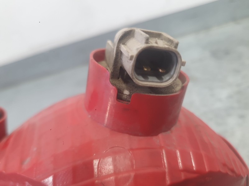 Recambio de piloto trasero izquierdo paragolpes para kia stonic (yb) 1.0 t-gdi referencia OEM IAM 92405H8410  